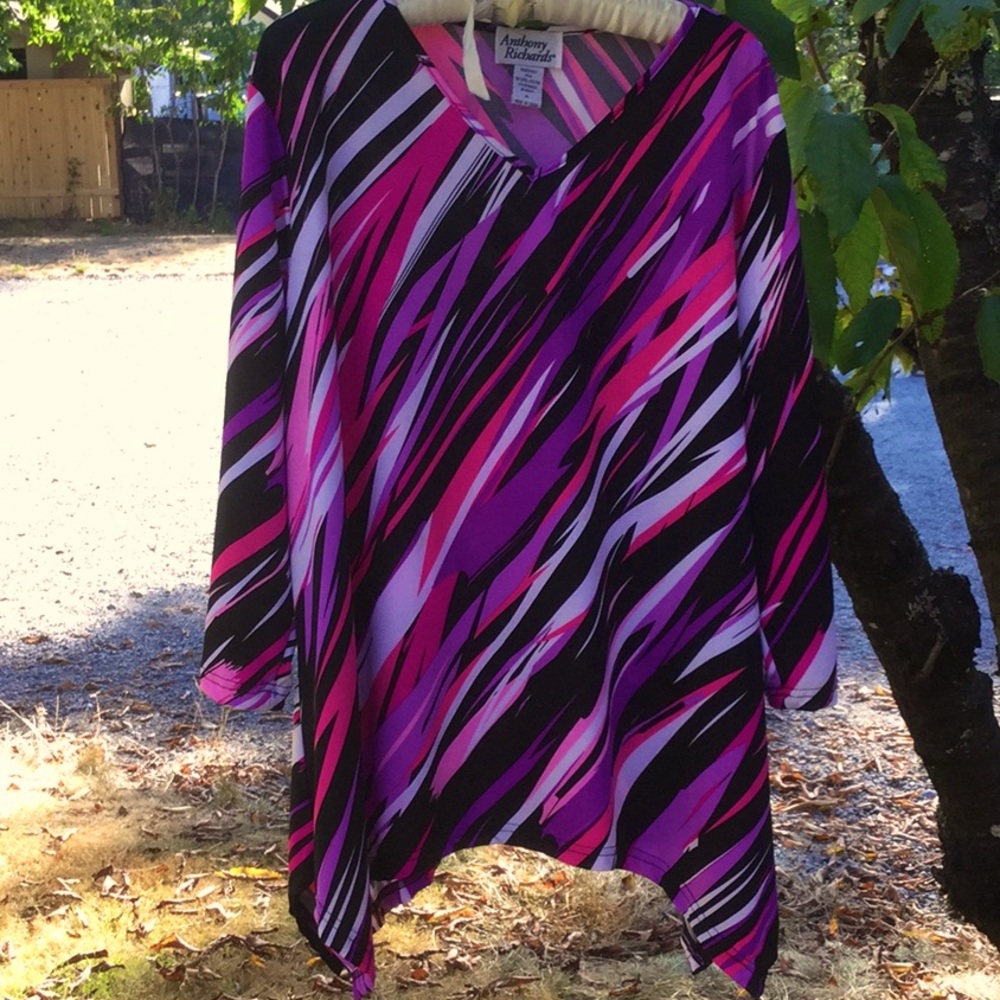 Anthony Richards blouse top brunch shirt travel vacay farmer’s market chic